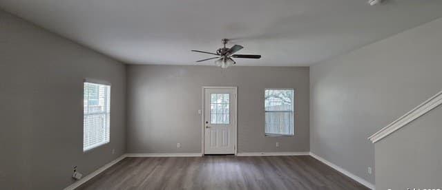 rental at 7810  Kingsbury Wood Unit 2 in San Antonio, TX — photo 5