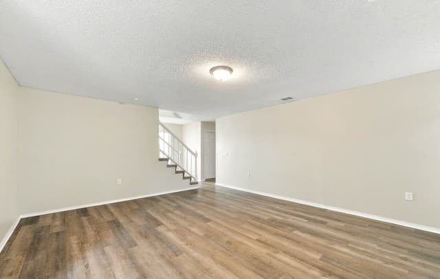 rental at 6727  Raintree Frst in San Antonio, TX — photo 5