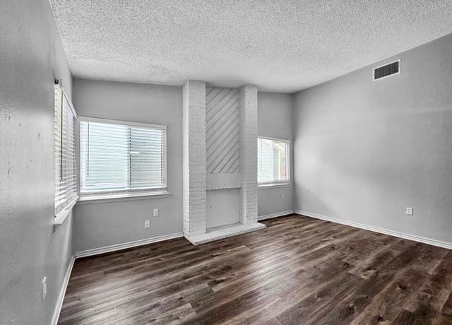 rental at 3427  Lake Tahoe in San Antonio, TX — photo 3