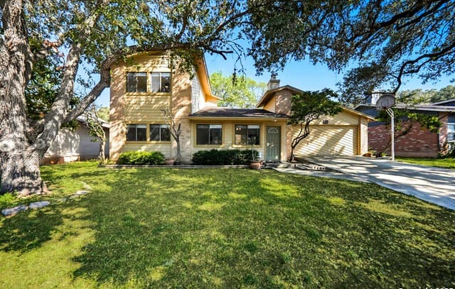 rental at 8419  Timber Ml in San Antonio, TX — photo 1