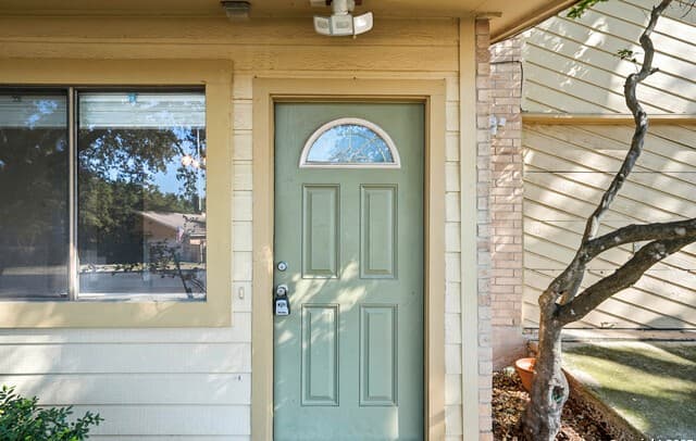 rental at 8419  Timber Ml in San Antonio, TX — photo 5
