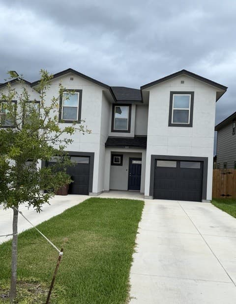 rental at 8315  Via Pisa Unit 101 in San Antonio, TX — photo 1