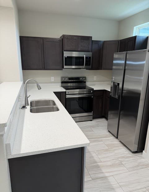 rental at 8315  Via Pisa Unit 101 in San Antonio, TX — photo 4