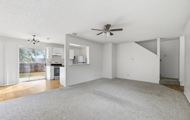 rental at 5604  Rose Dawn in San Antonio, TX — photo 5