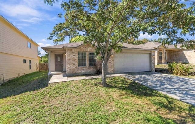 rental at 10747  Rivera Cove in San Antonio, TX — photo 4