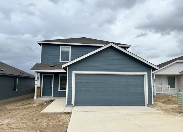 rental at 629  Drake in Marion, TX — photo 2