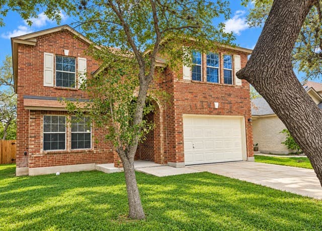 rental at 6119  Ironmill Creek in Converse, TX — photo 3