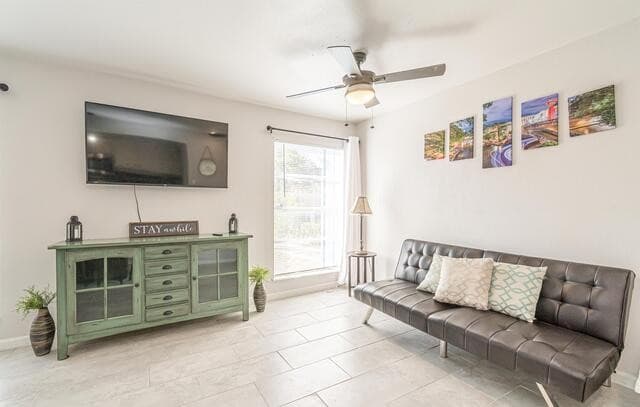 rental at 346  Natalen Dr Unit 2 in San Antonio, TX — photo 1