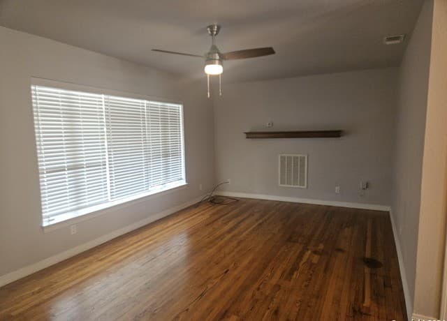 rental at 131  Bethany Pl in San Antonio, TX — photo 5