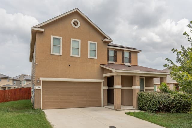 rental at 3314  Uresti Flds in Converse, TX — photo 2