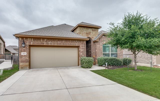 rental at 12834  Fort Hancock in San Antonio, TX — photo 3