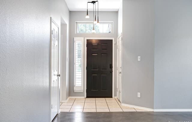 rental at 9511  Bonny Brg in San Antonio, TX — photo 2