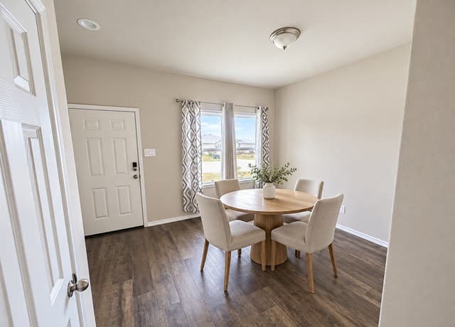 rental at 7440  Capstone Ridge in Converse, TX — photo 3