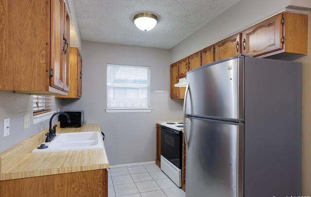 rental at 411 N Plant Ave in Boerne, TX — photo 4