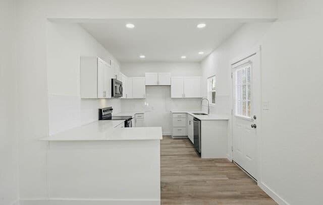 rental at 202  Bailey Ave Unit 101 in San Antonio, TX — photo 4