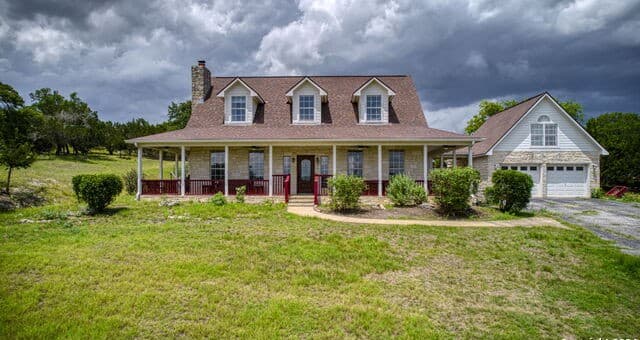 rental at 108  Mountain Vw in Boerne, TX — photo 2