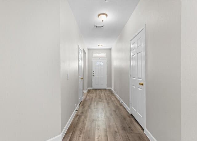 rental at 15835  Borwick Ln in Selma, TX — photo 2