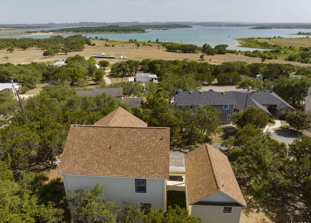 rental at 1729  Sorrel Creek Dr in Canyon Lake, TX — photo 3