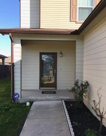 rental at 602  Cormorant in San Antonio, TX — photo 2