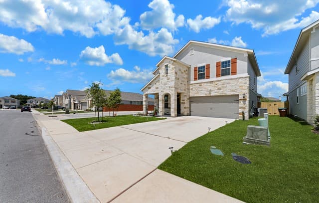 rental at 9207  Dak Ave in San Antonio, TX — photo 2