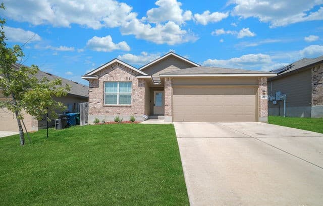 rental at 6927  Altair Chase in San Antonio, TX — photo 1