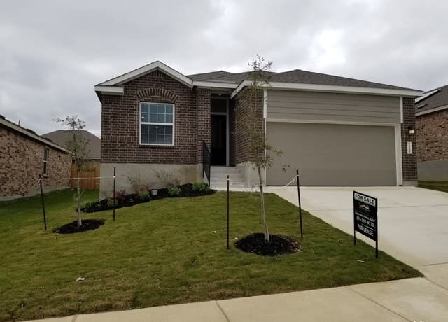 rental at 213  Hanover Pl in Cibolo, TX — photo 2