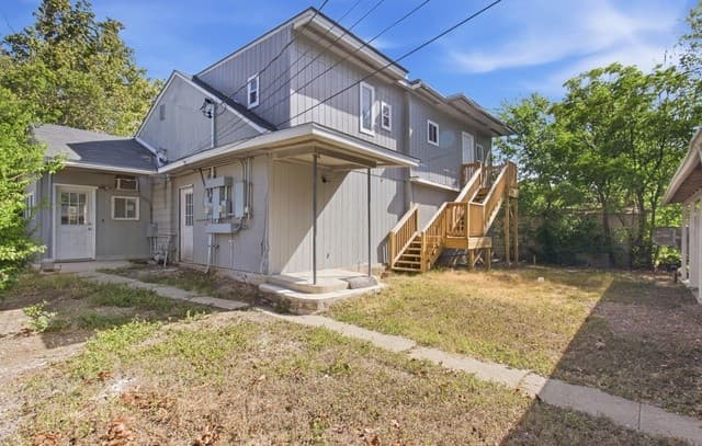 rental at 302  McDougal Unit 2 in San Antonio, TX — photo 5