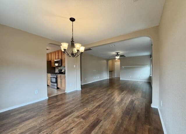 rental at 15523  Jane Grv in San Antonio, TX — photo 2