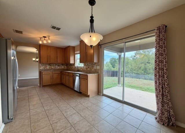 rental at 15523  Jane Grv in San Antonio, TX — photo 3