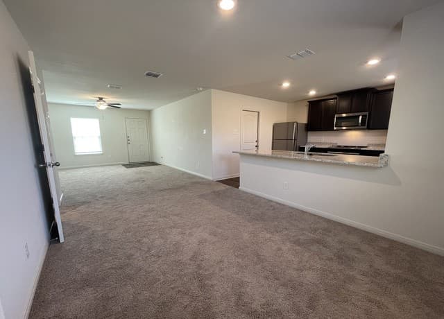 rental at 7319  Anchor Cyn in San Antonio, TX — photo 5