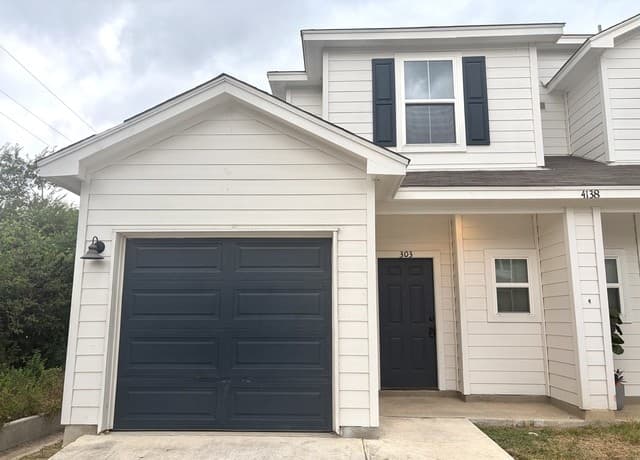 rental at 4138  Swans Lndg Unit 303 in San Antonio, TX — photo 1
