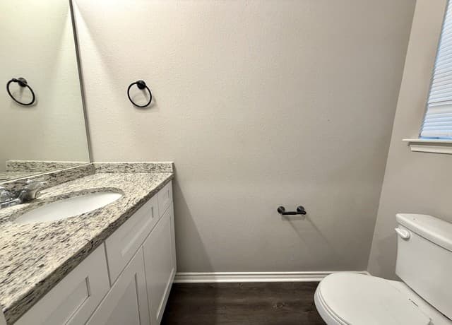 rental at 4138  Swans Lndg Unit 303 in San Antonio, TX — photo 4
