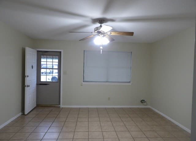 rental at 240  Glenbrook Dr in New Braunfels, TX — photo 3