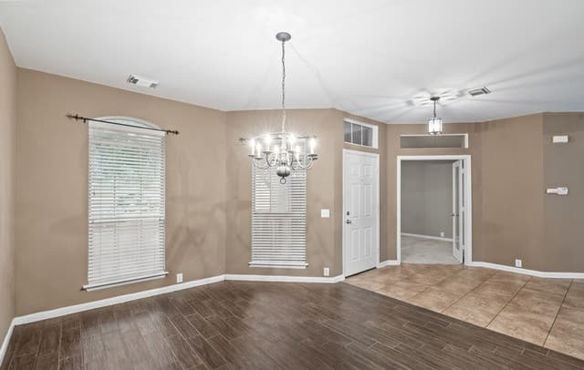 rental at 1519  Lookout Pt in San Antonio, TX — photo 5