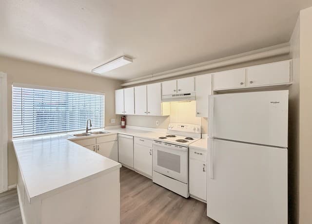 rental at 6612  Spring Manor in San Antonio, TX — photo 4