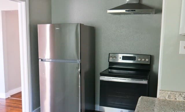 rental at 434  Elmwood Dr in San Antonio, TX — photo 2