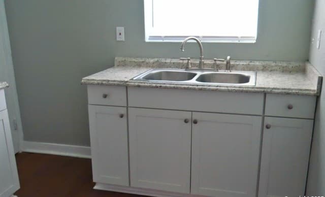 rental at 434  Elmwood Dr in San Antonio, TX — photo 4