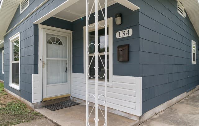 rental at 134  Gayle Ave in San Antonio, TX — photo 2