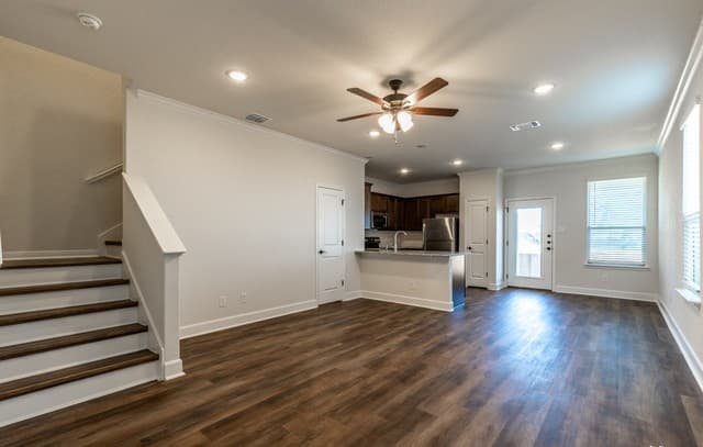 rental at 10351  Lynwood Crk Unit 101 in San Antonio, TX — photo 5