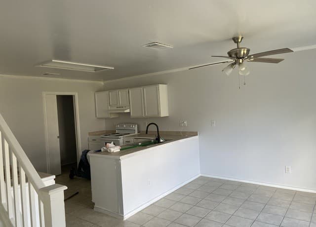 rental at 8219  Grimchester in Converse, TX — photo 2