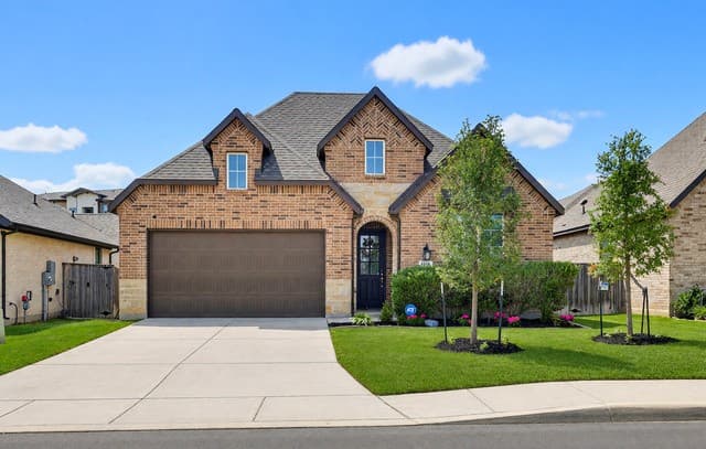 rental at 10131  Mitra Way in San Antonio, TX — photo 1