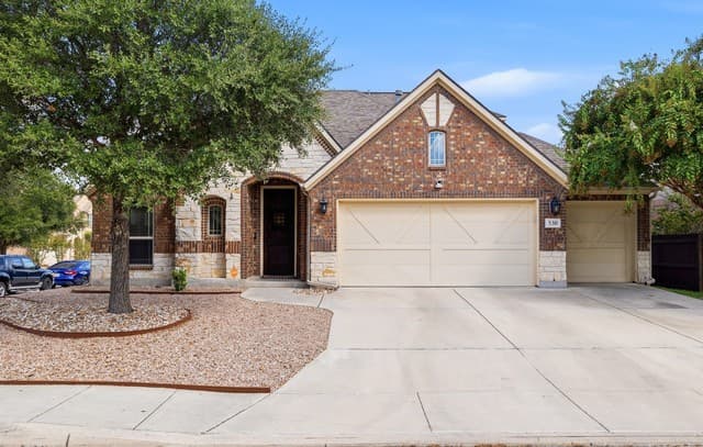 rental at 530  Rolling Grv in San Antonio, TX — photo 1