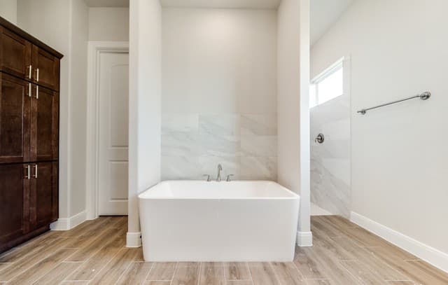 238 Peter Kleid Loop — photo 4