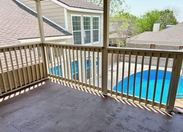 7326 Hidden Hills N — photo 3