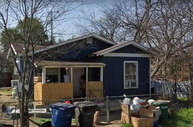 1108 Rivas St — photo 2