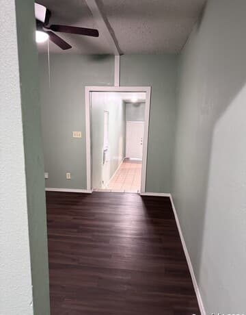 1902 Lennon Ave Unit 2 — photo 3