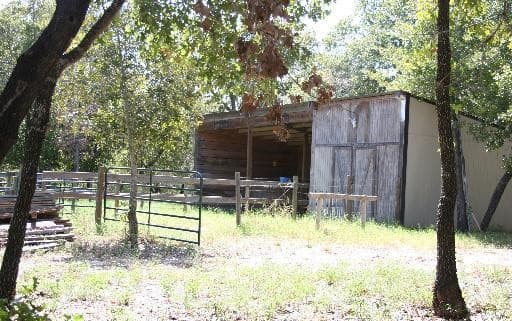 718 Cherry Ridge — photo 3