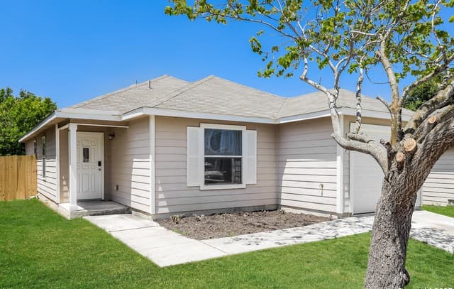 107 Cedron Chase — photo 2