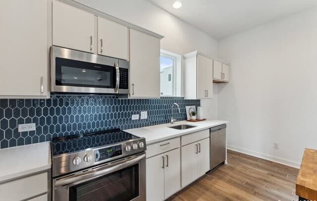 2-bedroom rental at 1735 W Gramercy Pl #201 in San Antonio, TX — photo 5