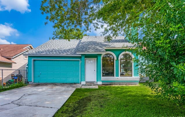 5978 Sunrise Bend Dr — photo 1